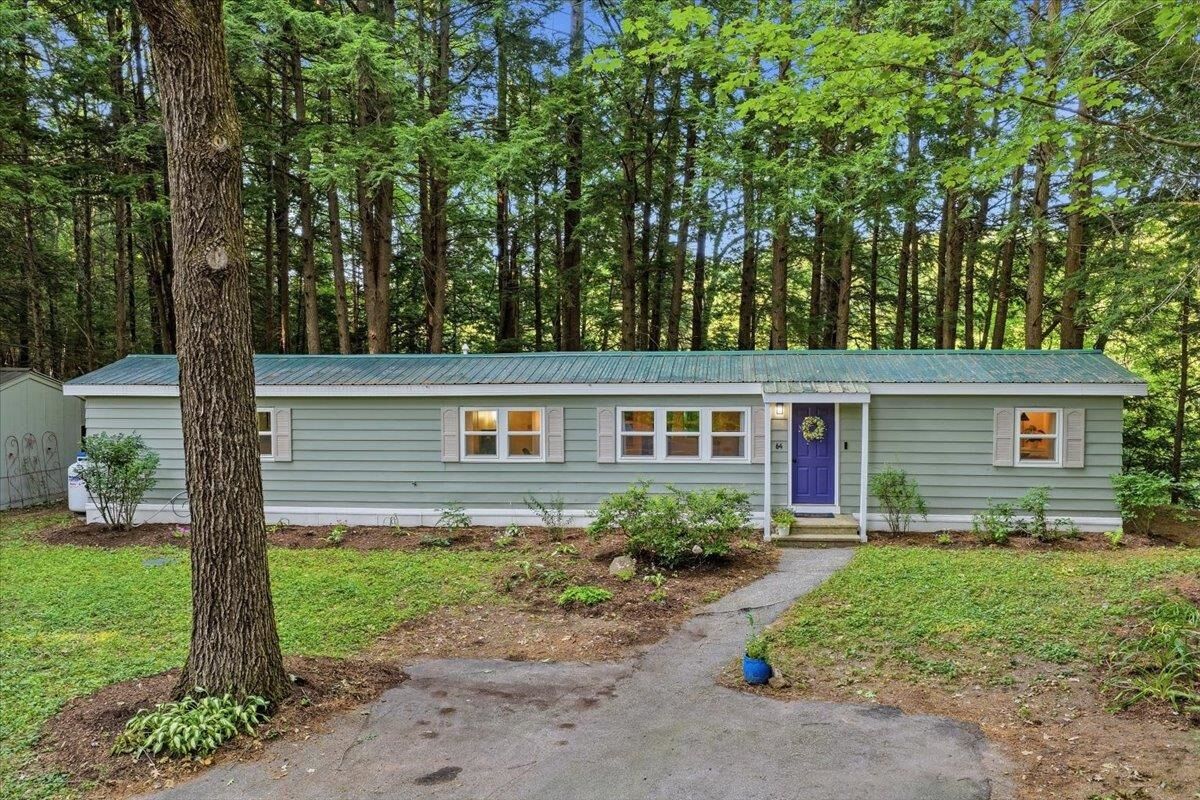 Property Photo:  64 Evergreen Lane  NH 03229 