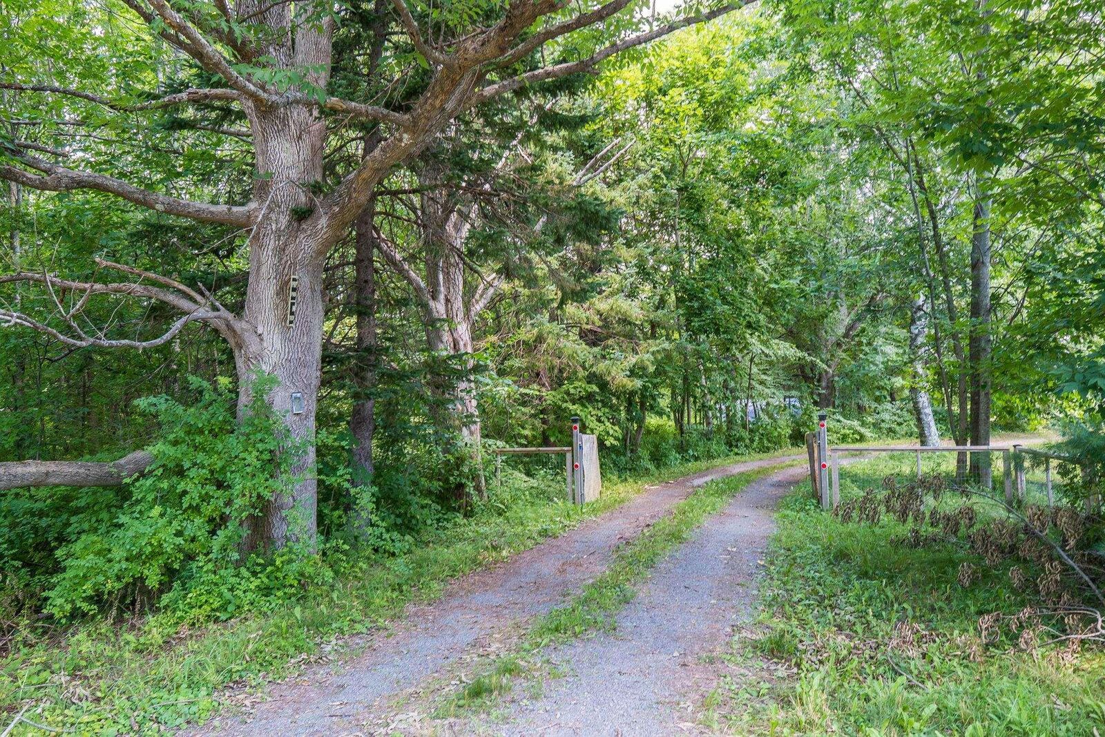 Property Photo:  105 Dill Road  NS B0N 2T0 