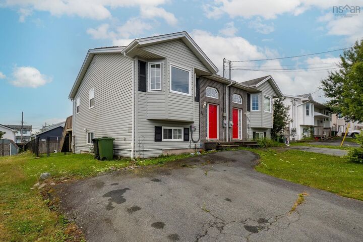 Property Photo:  231 Jeep Cres. Crescent  NS B3G 1P5 