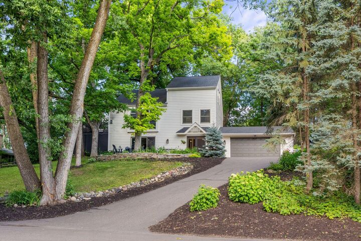 Property Photo: 5370 Shady Hills Circle MN 55331