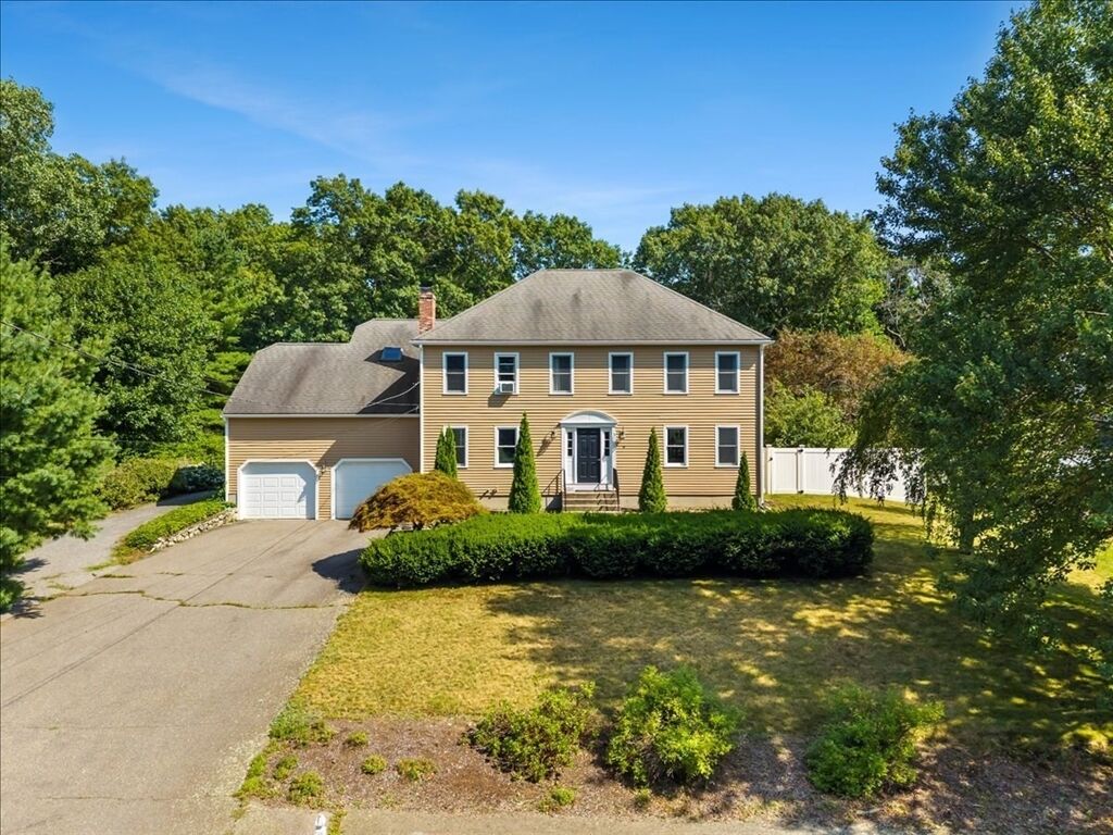 Property Photo: 9 Fort Apache Dr MA 02038