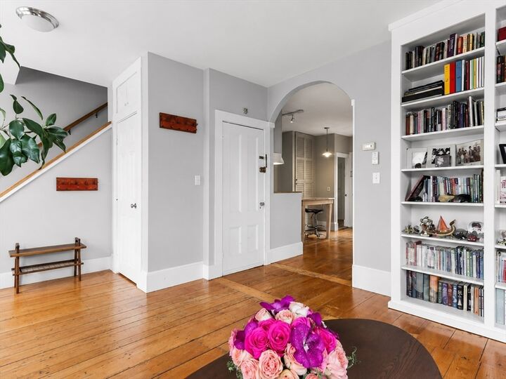 Property Photo: 246 Cypress St 4 MA 02445