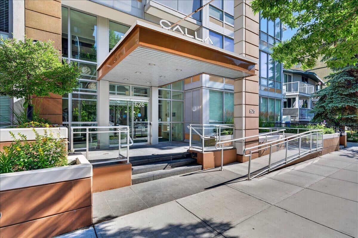 Property Photo: 626 14 Avenue SW 414 AB T2E 0X4