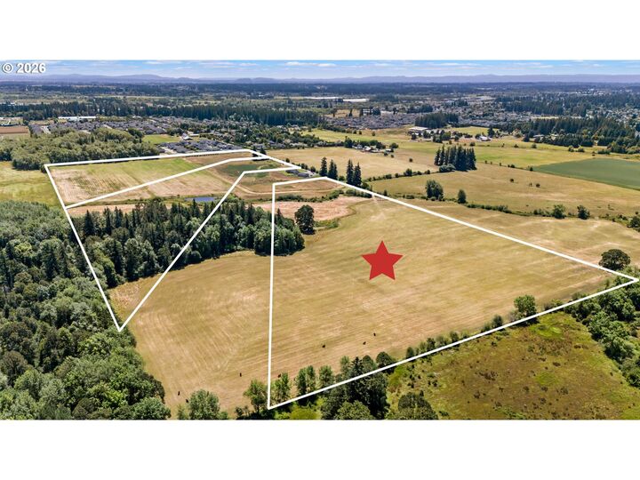 Property Photo:  168633000 NE 182nd Ave  WA 98682 
