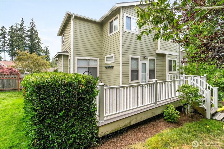 Property Photo: 1584 Kingswood Court WA 98226