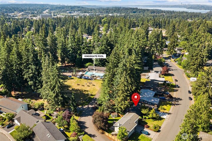 Property Photo:  11903 NE 142nd Place  WA 98034 