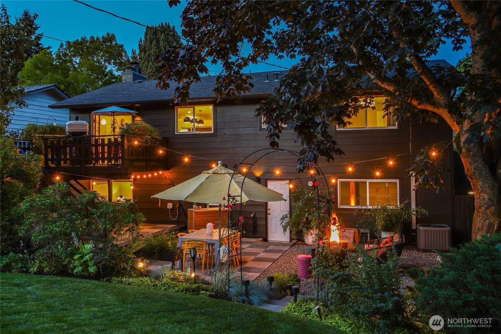 Property Photo: 8837 34th Avenue SW WA 98126