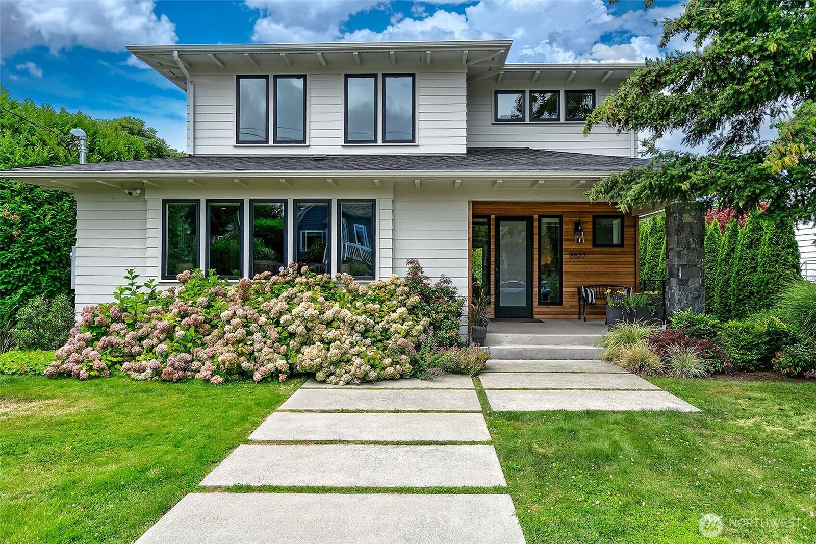 Property Photo:  8527  Latona Avenue NE  WA 98115 