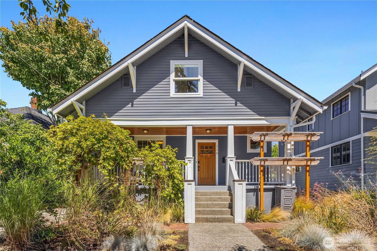 Property Photo: 110 NE 59th Street WA 98105