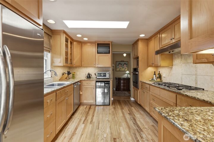 Property Photo: 1929 School Avenue WA 99362