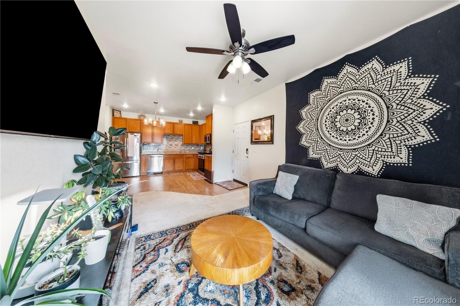 Property Photo: 1861 S Dunkirk Street 302 CO 80017