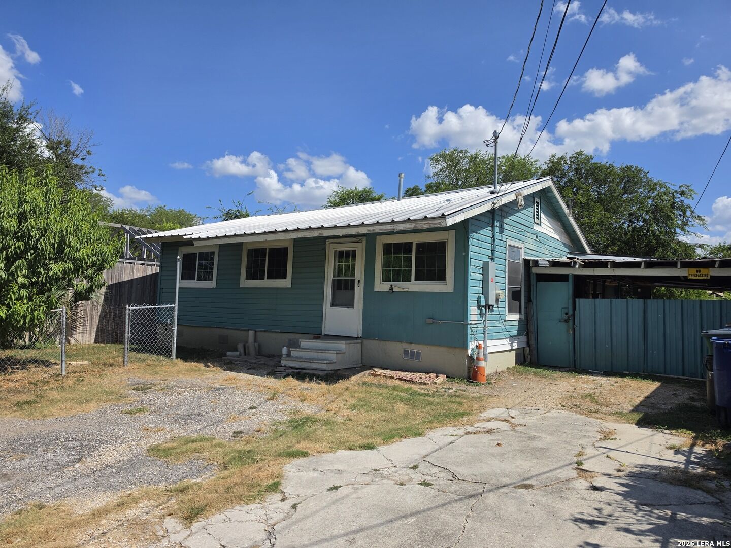 Property Photo: 1222 Brighton TX 78211