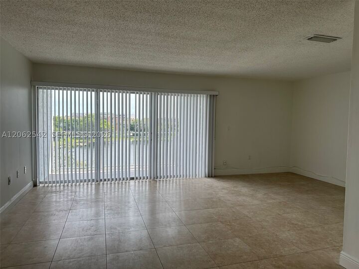 Property Photo: 9359 Fontainebleau Blvd F417 FL 33172