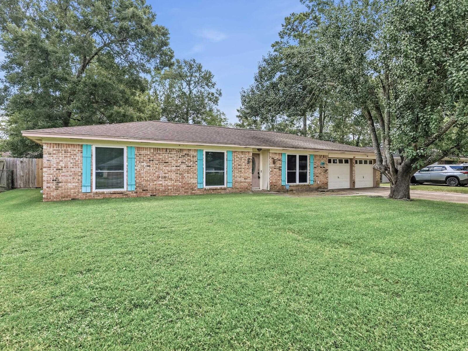Property Photo:  1180 Chatwood Dr  TX 77706 