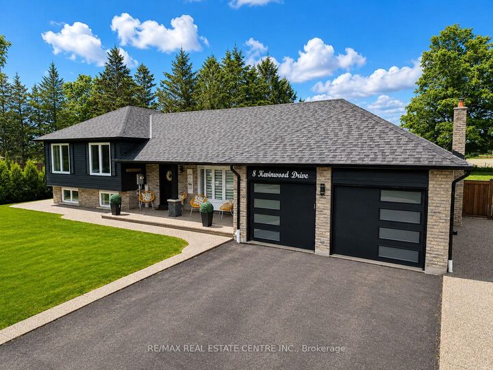 Property Photo: 8 Kevinwood Drive ON L7K 0Z1