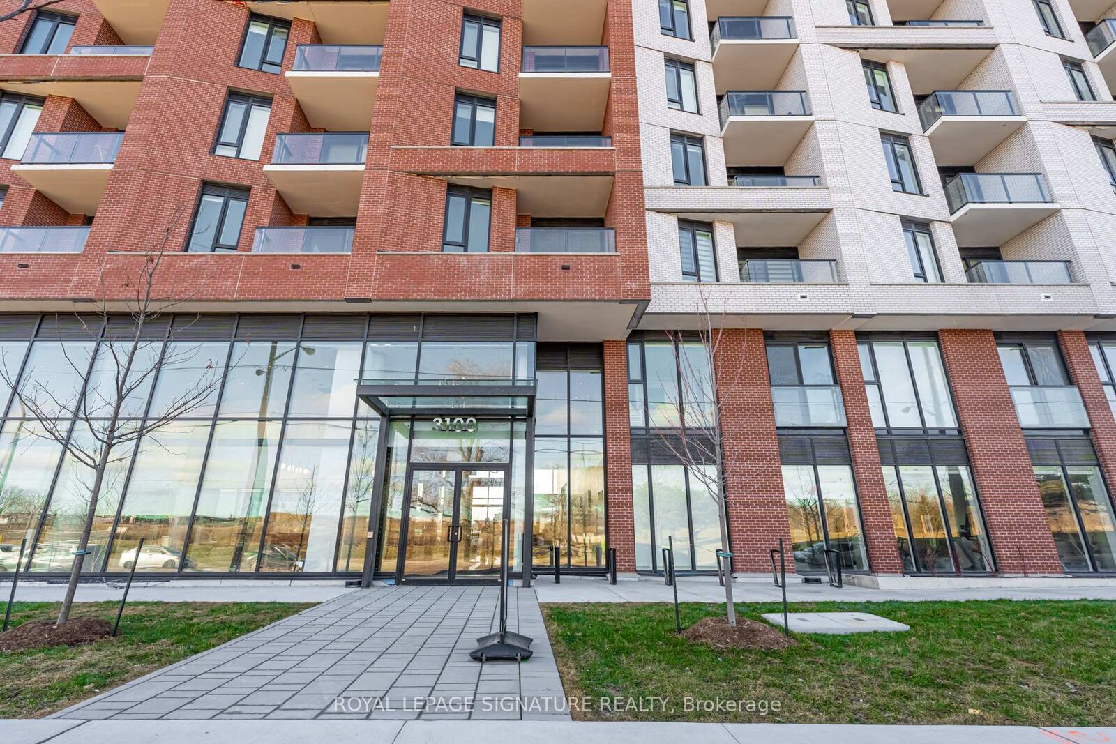Photo de la propriété: 3100 Keele Street 909 ON M3M 2H4