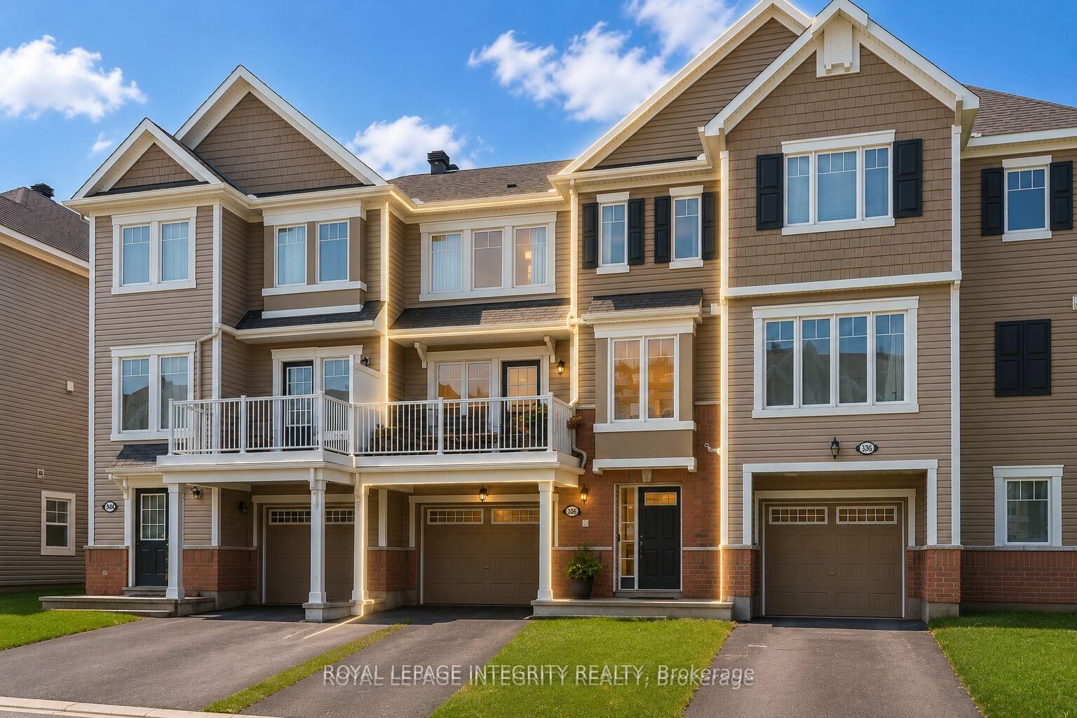 Property Photo:  338 Pumpkinseed Crescent  ON K2J 6K1 