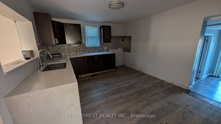 Property Photo: 30 Catherine Street ON N5C 1L3