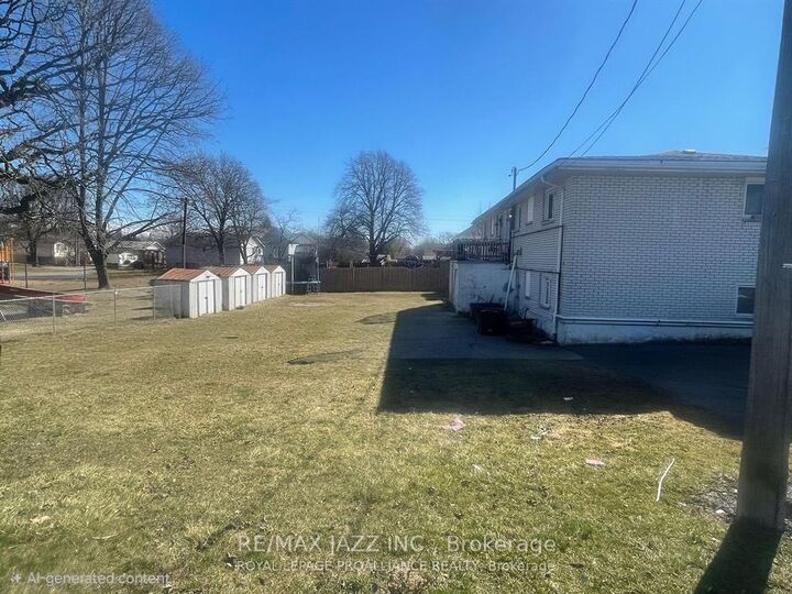 Property Photo: 37-43 Leonard Avenue ON K8V 2R3