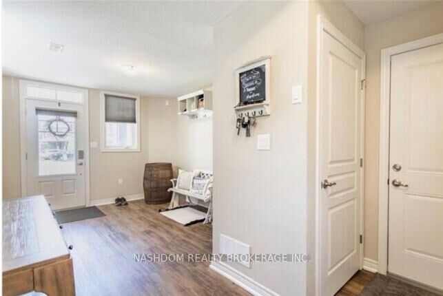 Property Photo:  10 Egleston Lane  ON L6G 0G7 