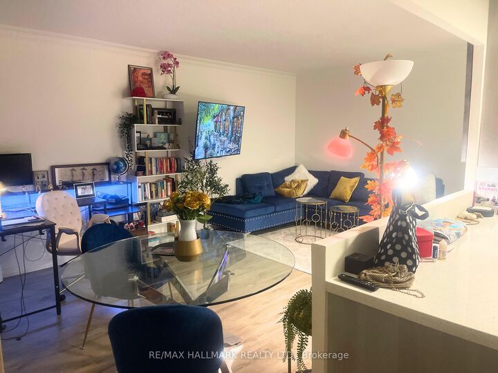 Property Photo: 660 Eglinton Avenue W 408 ON M5N 1C3