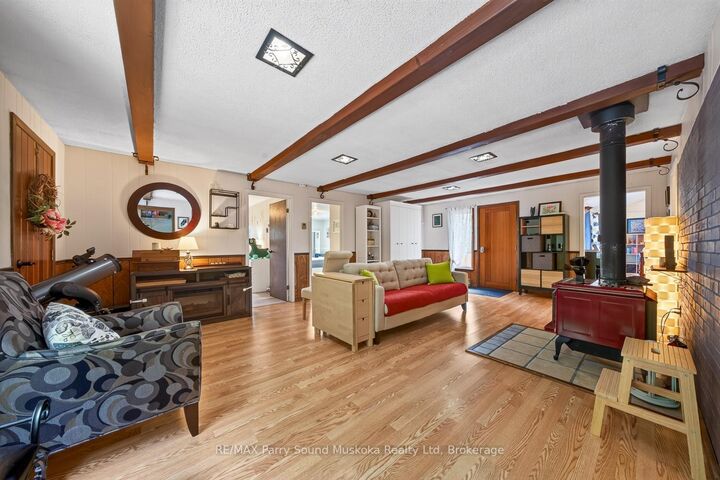 Property Photo: 3 Ridgeway Drive ON P0G 1G0