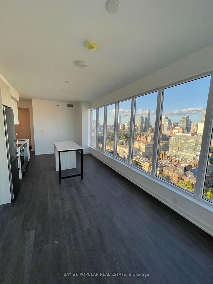 Property Photo: 203 College Street 2508 ON M5T 1P9