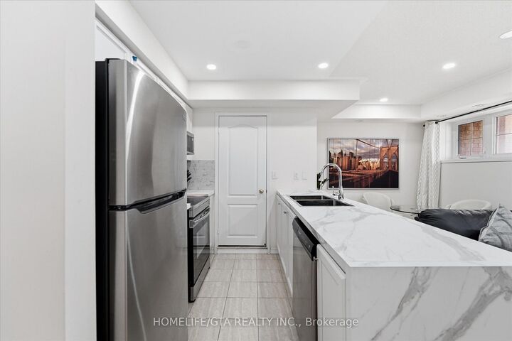 Property Photo:  157 Isaac Devins Boulevard 3  ON M9M 0C5 