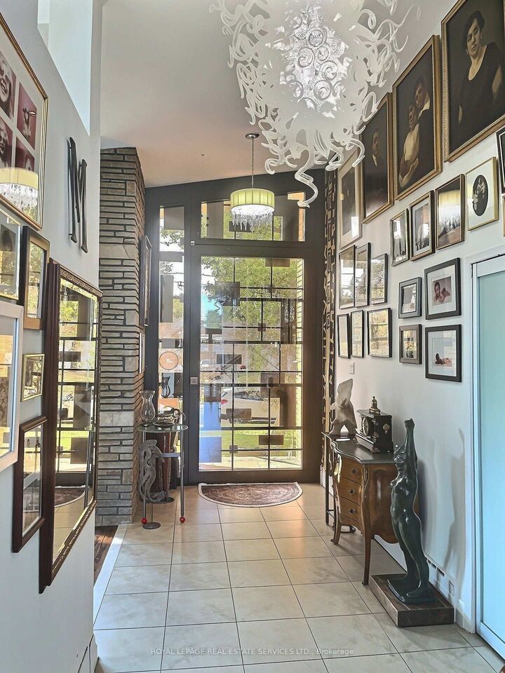Property Photo: 33 Blue Forest Drive ON M3H 4W4