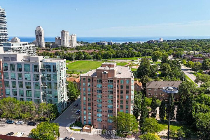 Property Photo:  190 Manitoba Street 706  ON M8Y 3Y8 