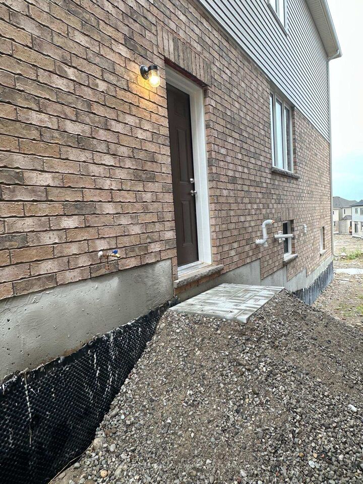 Property Photo:  50 Postill Street  ON N3L 0R4 