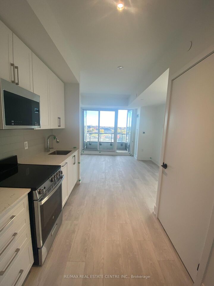 Property Photo:  2450 Old Bronte Road 417  ON L6M 5P6 