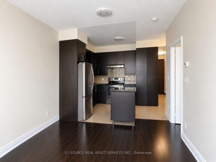 Property Photo:  277 South Park Road 920  ON L3T 0B8 