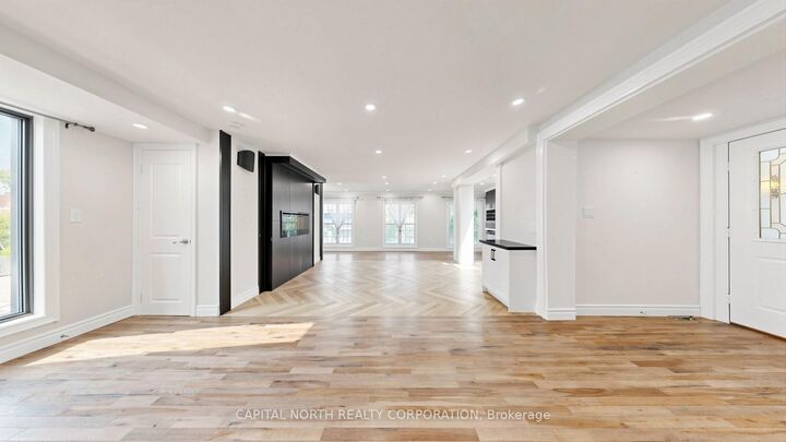 Property Photo: 64 Machell Avenue ON L4G 2R7