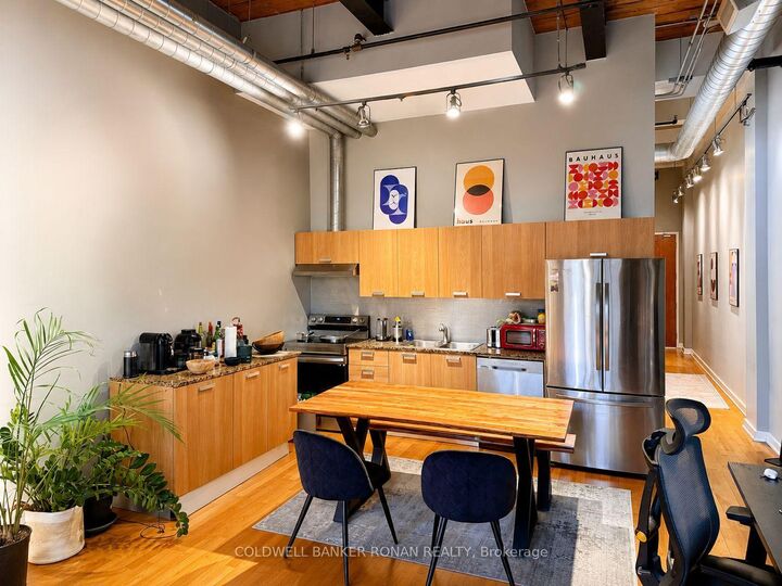 Property Photo:  43 Hanna Avenue 116  ON M6K 1X1 