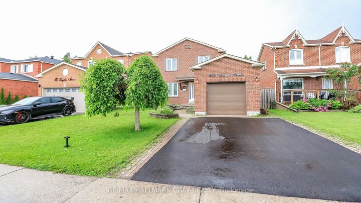 Property Photo: 182 Kozlov Street ON L4N 7H5