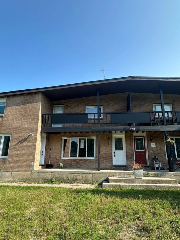 228 Cindy Lane 6 — photo 1