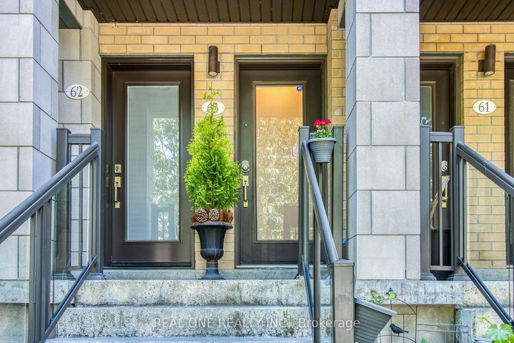 Property Photo: 27 Eldora Avenue 63 ON M2M 1R3