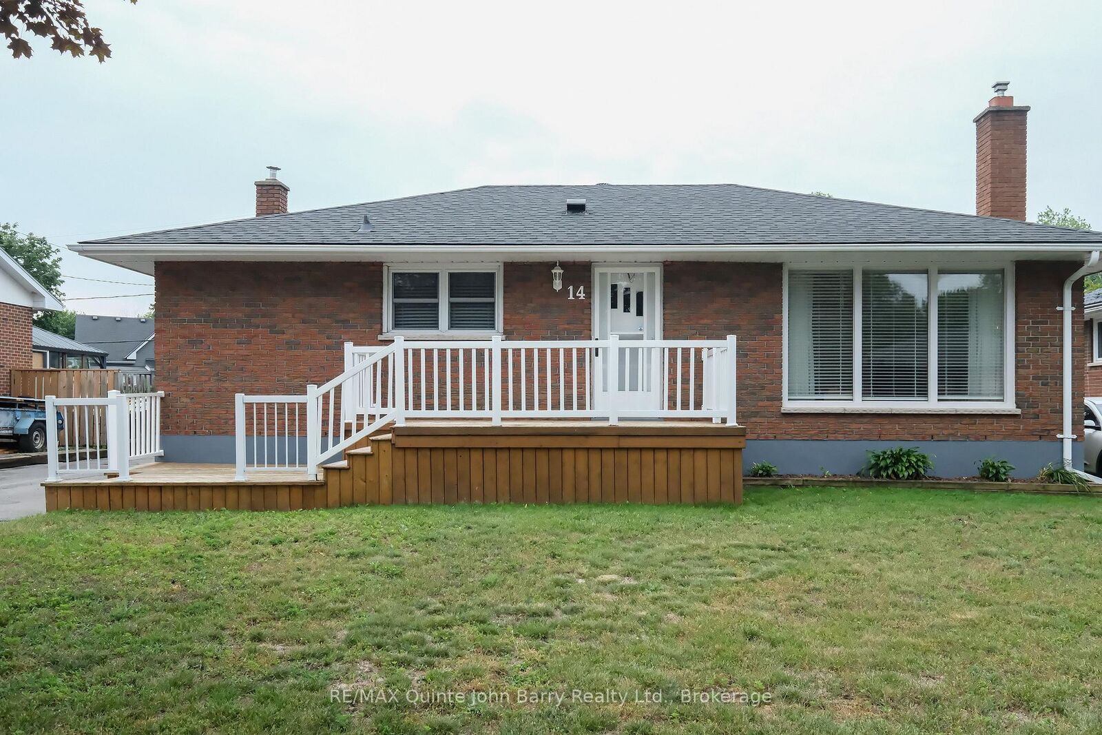 Property Photo: 14 Gould Street ON K8V 1Y6