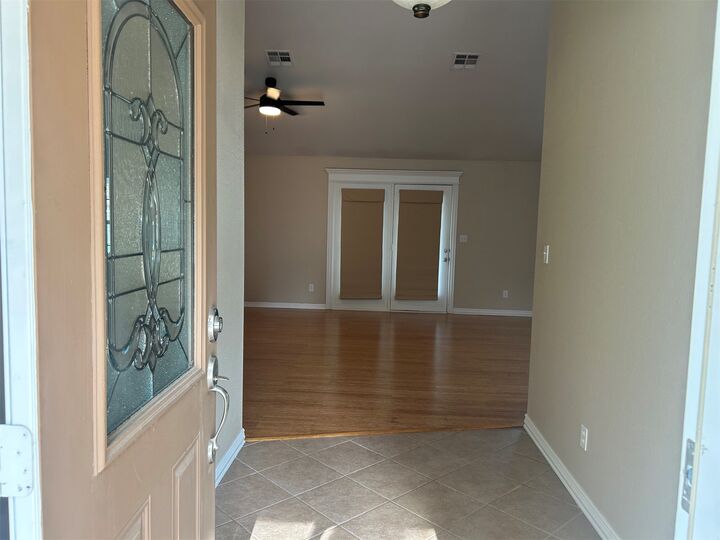 Property Photo: 308 S Mary Avenue E OK 74467