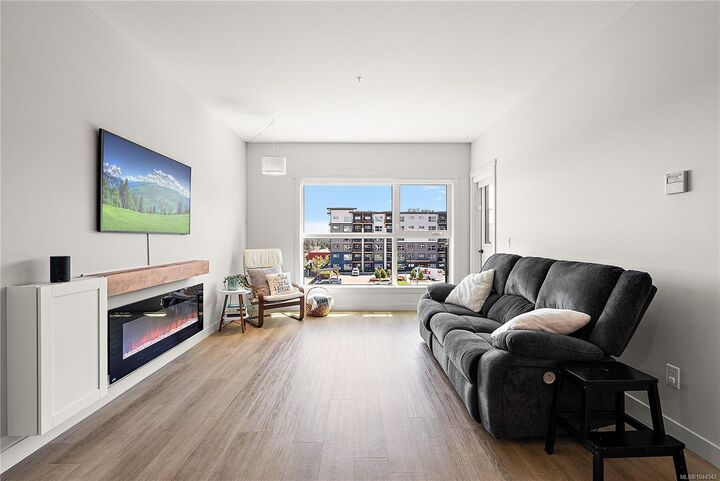 Property Photo: 2461 Gateway Rd #412 BC V9B 6M6