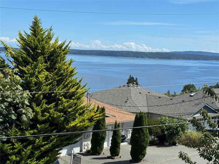 Property Photo:  10190 View St  BC V0R 2K0 