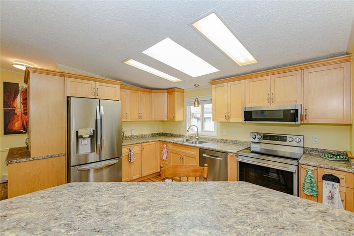 Property Photo: 1927 Tzouhalem Rd #9 BC V9L 5K5
