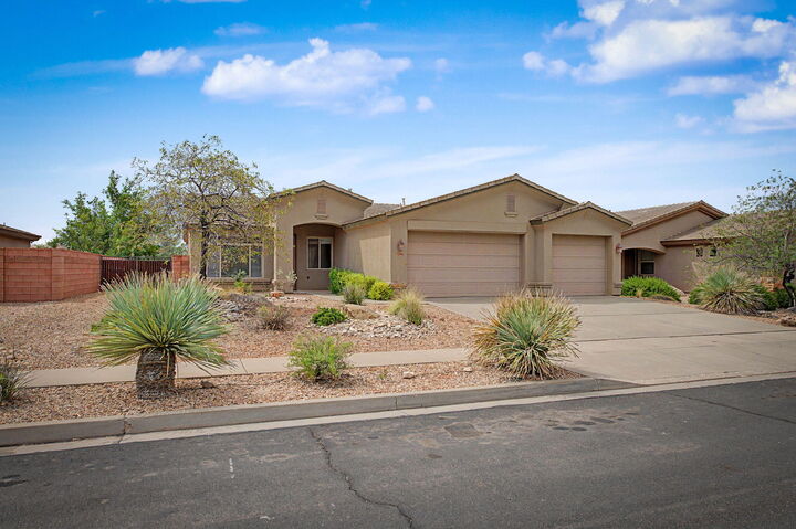 Property Photo:  3296 E Hidden Springs Dr  UT 84780 