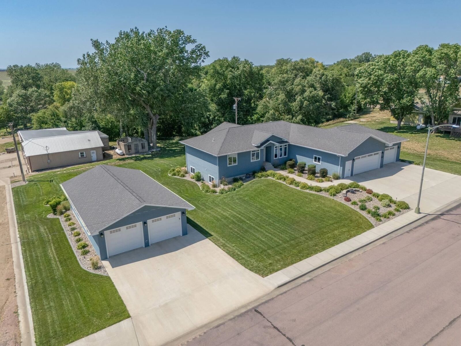 Property Photo: 312 Main St. SD 57329