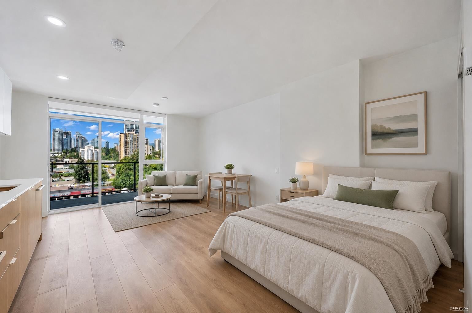 Property Photo:  318 Alderson Avenue 910  BC V3K 0J1 