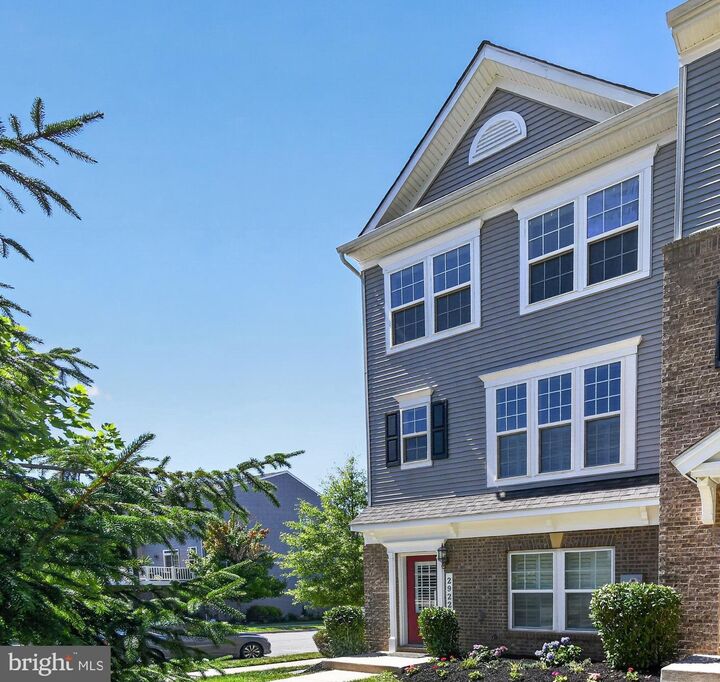 Property Photo:  2922 Pinebrook Road  MD 20785 