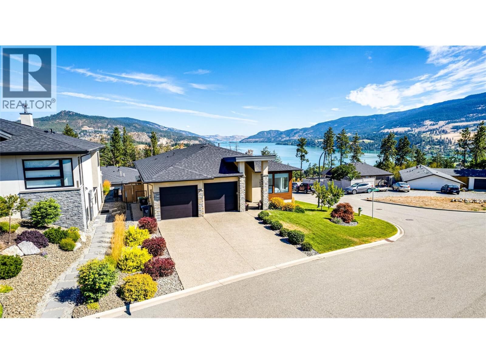Property Photo: 2698 Koyama Road BC V4V 1H5