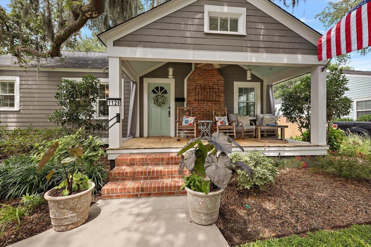 Property Photo:  1126 North Boulevard  SC 29405 