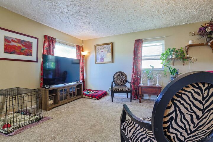 Property Photo: 6624 Flagstone Court OH 45239